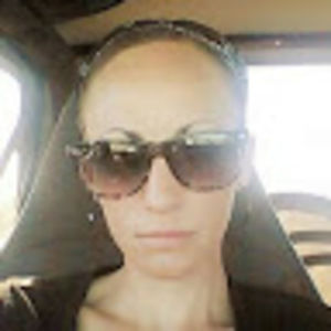 Meet your Posher, Hollie